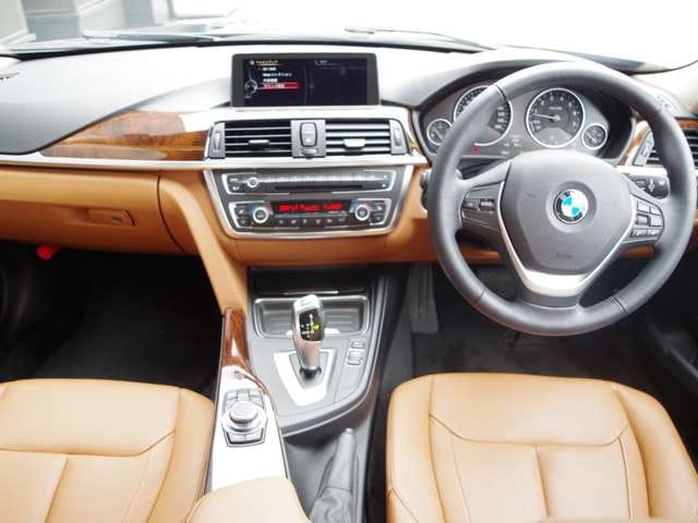 BMW 3シリーズ 320i xドライブ ラグジュアリーのご紹介03
