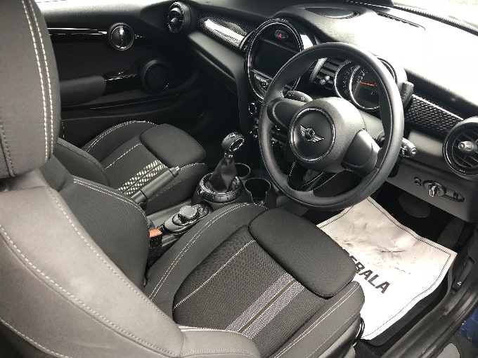 BMW　クーパーSD03