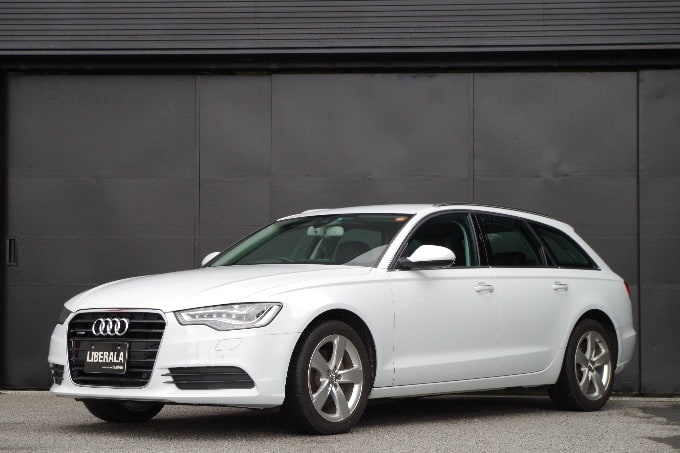 またまた新入荷情報でございます。01