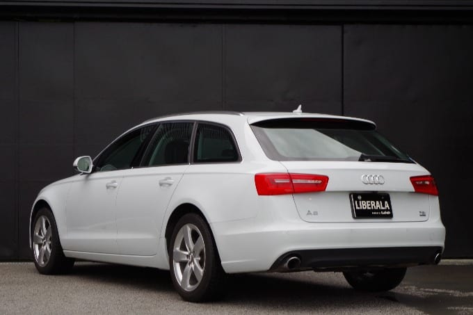 またまた新入荷情報でございます。03