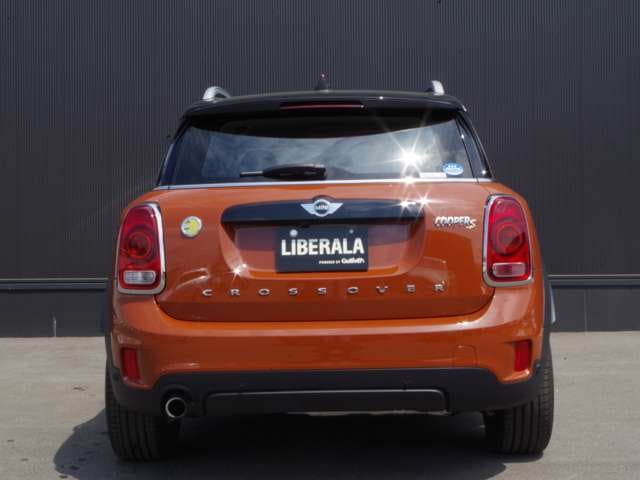 ＢＭＷ　ミニクロスオーバー　クーパー S E　 オール4　入荷！！04