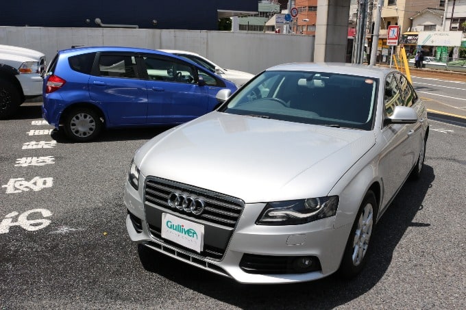 アウディ　A4   1.8TFSI02