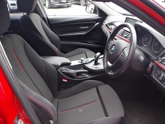 2013年式　ＢＭＷ 3シリーズ　320i xドライブ スポーツ入荷！！02