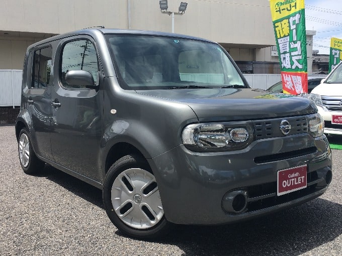 お車入荷情報！！　日産・キューブ！！01