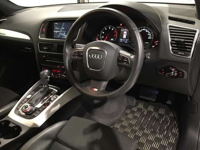 アウディ Q5 2.0 TFSI クワトロ Sラインパッケージ 入荷！！03