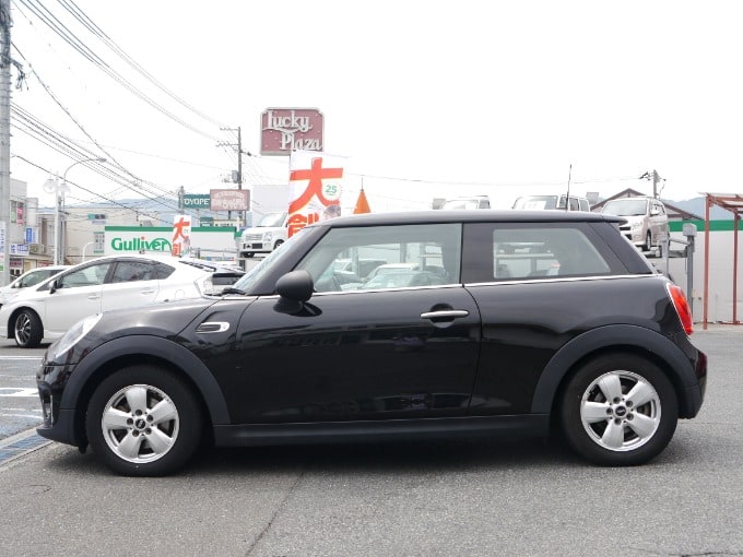 ★☆ BMW MINI ONE 入荷しました ☆★06