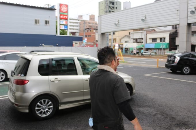 この男に任せればガリバー広島舟入店で購入の車は・・・03