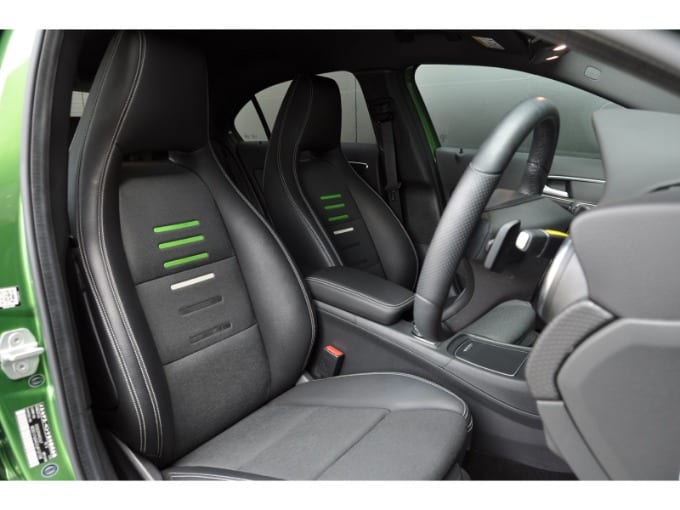 珍しいカラーの車が入荷致しました！！02