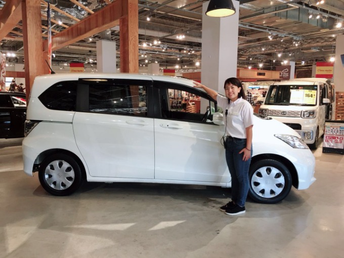 不動の人気車フリード展示中！！！02