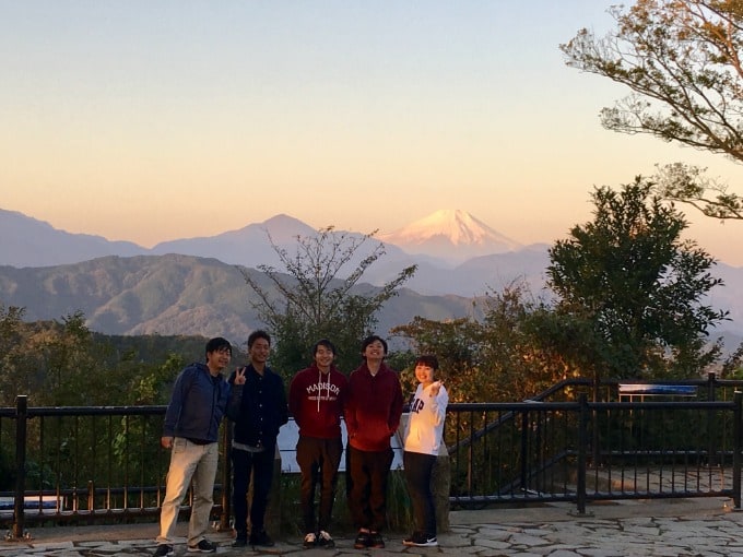 スタッフ5人で高尾山に登ってきました！01