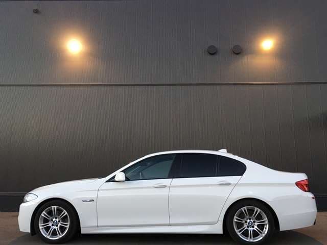 ＢＭＷ 5シリーズ523d ブルーパフォーマンス Mスポーツパッケージ入荷！！06