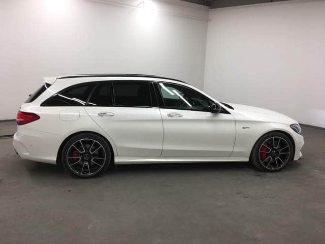 メルセデスＡＭＧ CクラスワゴンC43 4MATIC　入荷！！05