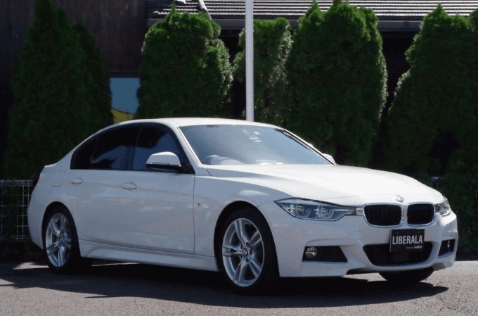 ＢＭＷ ３２０ｄ Ｍスポーツ　ACC　LEDヘッドライト　ご紹介！！01