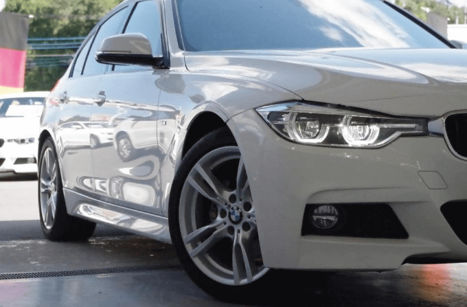 ＢＭＷ ３２０ｄ Ｍスポーツ　ACC　LEDヘッドライト　ご紹介！！06