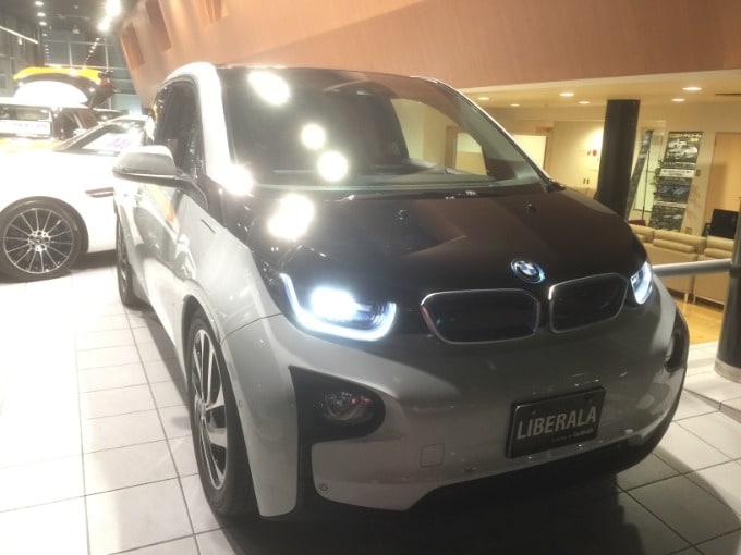 ご紹介致します！！　　BMW　i3  レンジエクステンダー　が入荷しております！！01