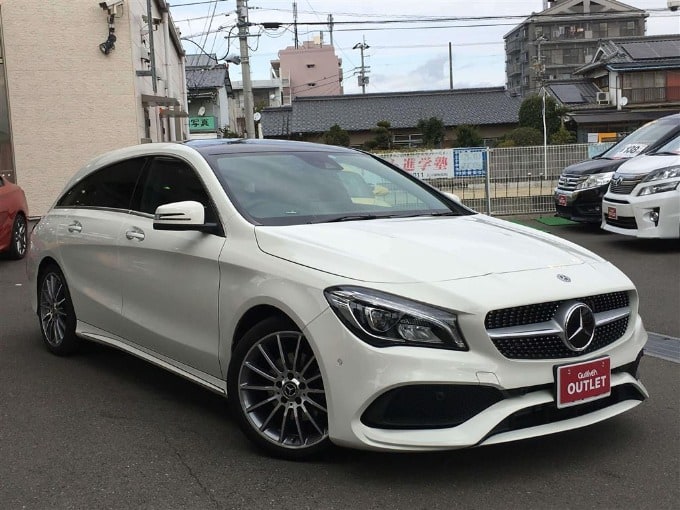 H29　Ｍ・ベンツ ＣＬＡ１８０　入荷しました！01