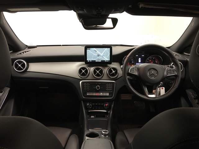 M･ベンツ CLAシューティングブレークCLA220 4マチック入荷のお知らせ03