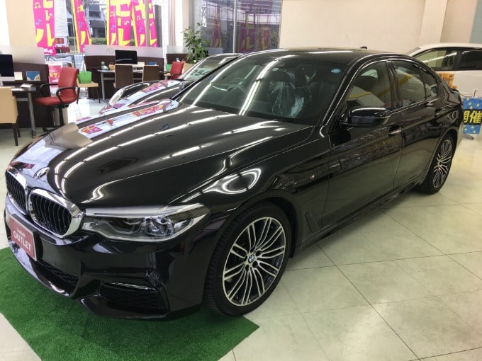 BMW５シリーズ　入荷！！　01