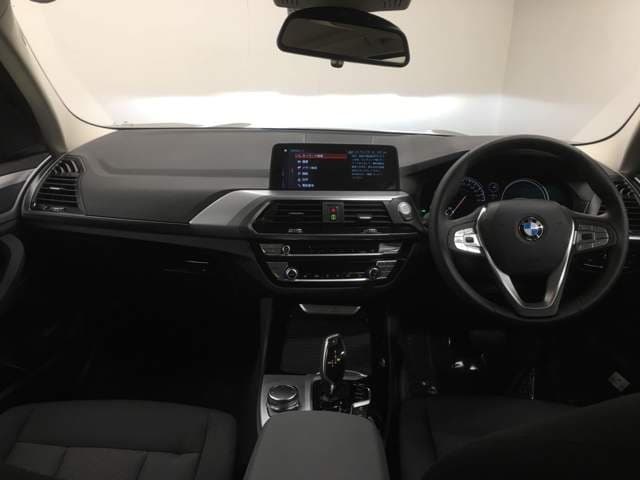 2018年式　ＢＭＷ X3xドライブ20d(ディーゼルターボ 4WD）入荷のお知らせ02
