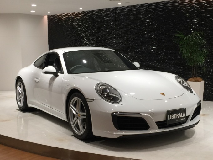 LIBERALA札幌白石から在庫車両『PORSCHE 911Carrera4』のご紹介01