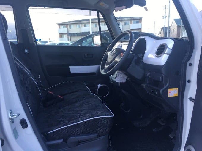 H30 マツダ フレア クロスオーバー ＸＧ 4WD 入荷しました♪04