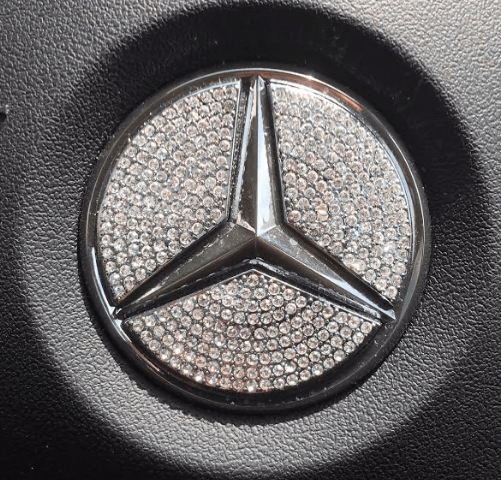 シオマリアッチ風　メルセデスＥ200　アバンギャルドスポーツ　入荷しました　01