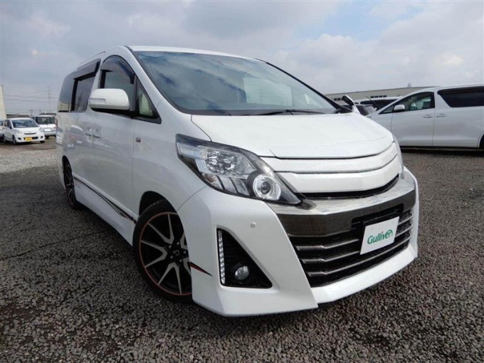 H25 アルファード 240s G S 入庫しました 車買取販売ならガリバー飯塚店の中古車新着情報 G 中古車 のガリバー