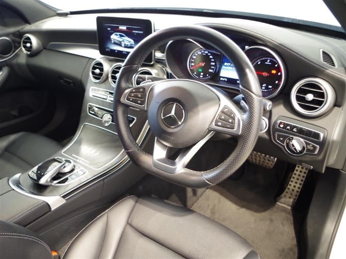 新しいお車が入庫致しました！03