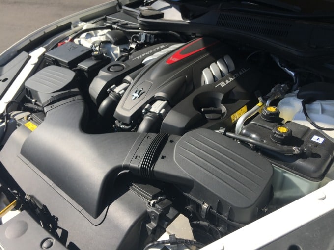 Maserati　quattro　porte　GT S　入荷しました クアトロポルテ02