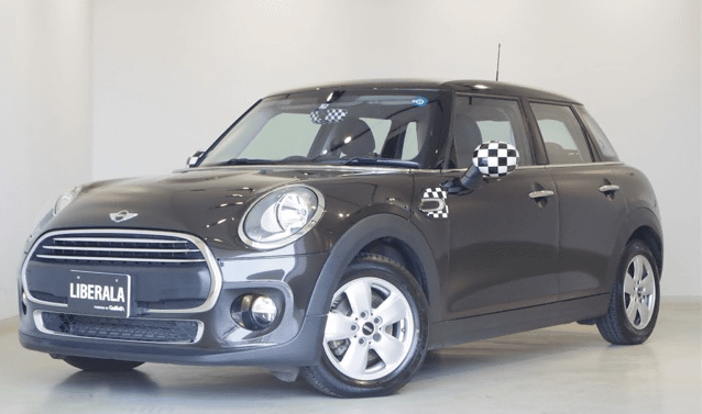 お車のご紹介♬【Audi TTクーペ・Audi A1・BMW mini ワン】07