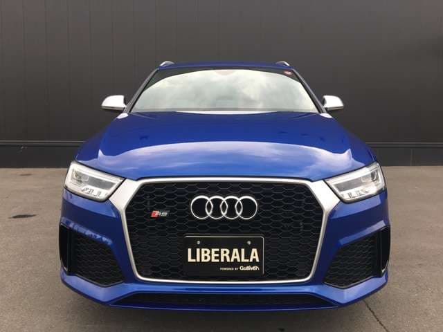 アウディ RS Q3 2.5 4WD入荷のお知らせ02