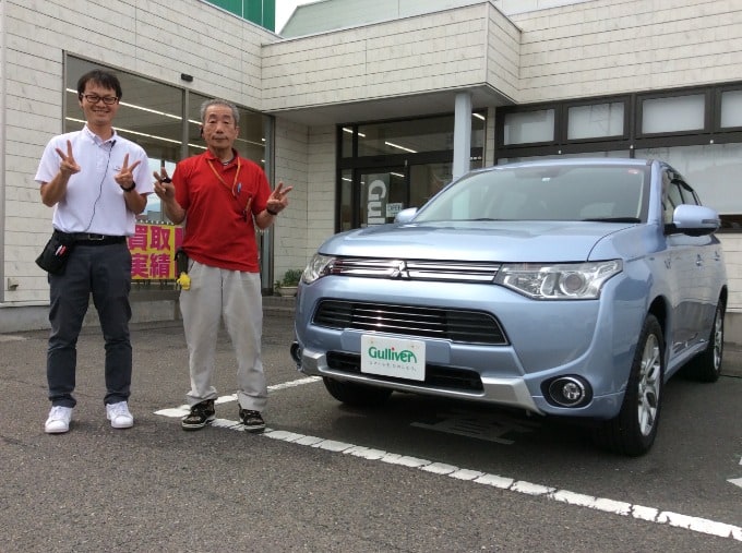 ご納車 アウトランダーphev 車買取販売ならガリバー本宮店の事例紹介 G 中古車のガリバー