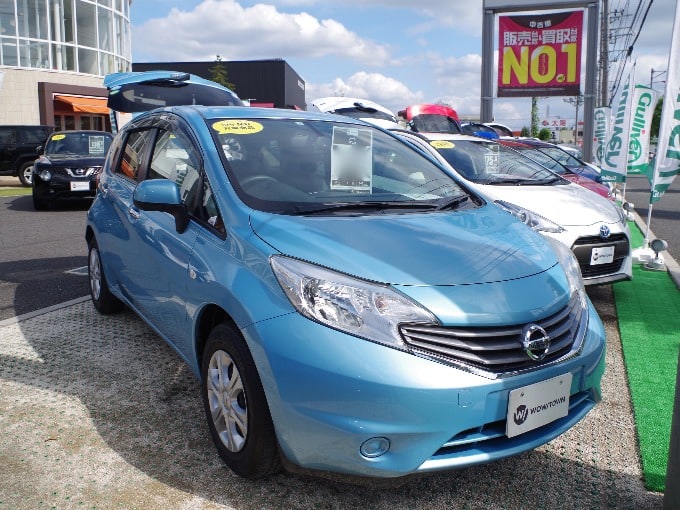 ＊☆運転のしやすさはピカイチ☆＊H25年式 日産 ノート メダリスト 入荷しました！01