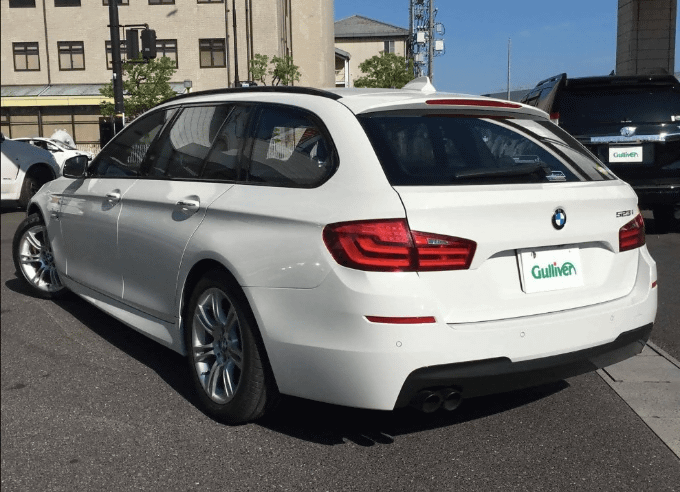 新入庫情報！H23年式BMW523iを入庫致しました！！！03