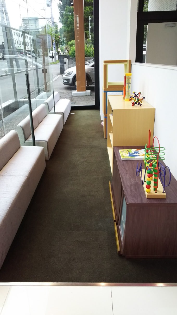 キッズコーナーのご案内（・ｖ・）01