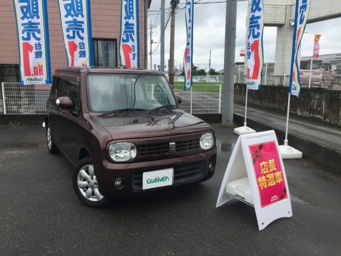 ベンツ限定車 女性に人気のチョコレート色のラパン 入荷です 車買取販売ならガリバー前橋吉岡店の中古車新着情報 G 中古車のガリバー