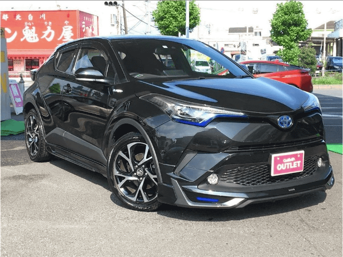 H29 トヨタ Ｃ－ＨＲ 入庫しました！01