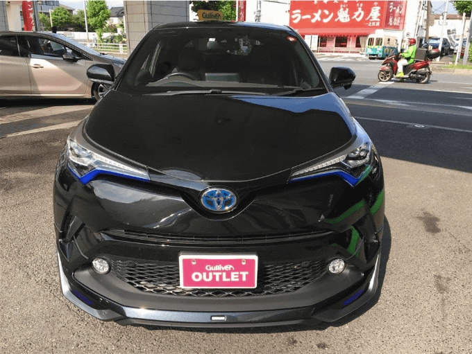 H29 トヨタ Ｃ－ＨＲ 入庫しました！02