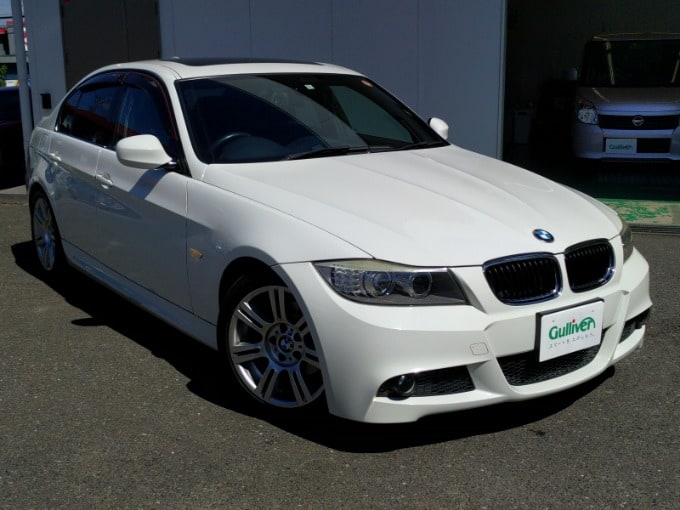 2010年式BMW 320i Mスポ入荷しました！！！01