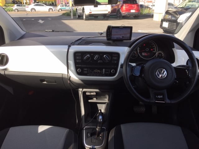 ☆★'14年式 ＶＷ アップ！ ホワイトアップ！（ディーラー車）入荷しました♪ ★☆05