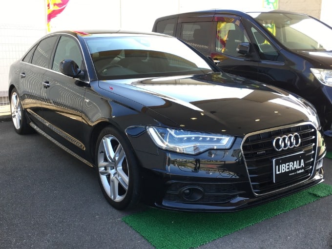 '14 アウディ A6 アバント ２．８ ＦＳＩ クワトロ入庫しました！01