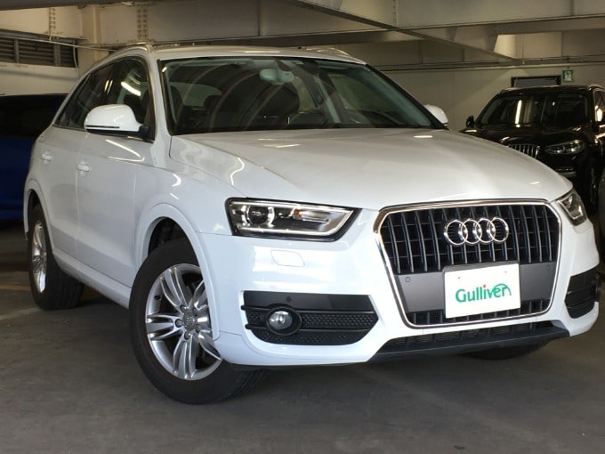 今流行りの大人気SUV　Audi Q3入荷！！01