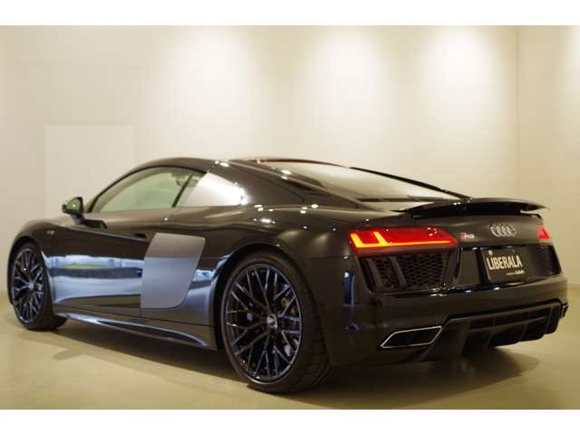 '17 Audi R8 入荷04