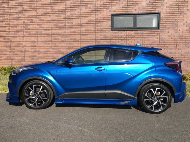 ✴︎♥デザイン性の高いSUV♥✴︎H28年式 トヨタ C-HR G 入荷しました！05