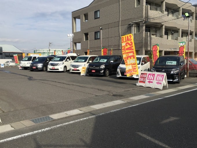 配置替えした展示車両をご覧ください！03