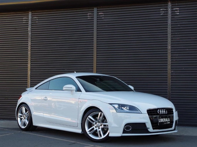 LIBERALAではスーパーセールを開催中！01