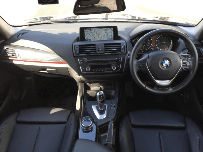 入庫情報！！H26年式　BMW 116i　スポーツ　入庫致しました！！02