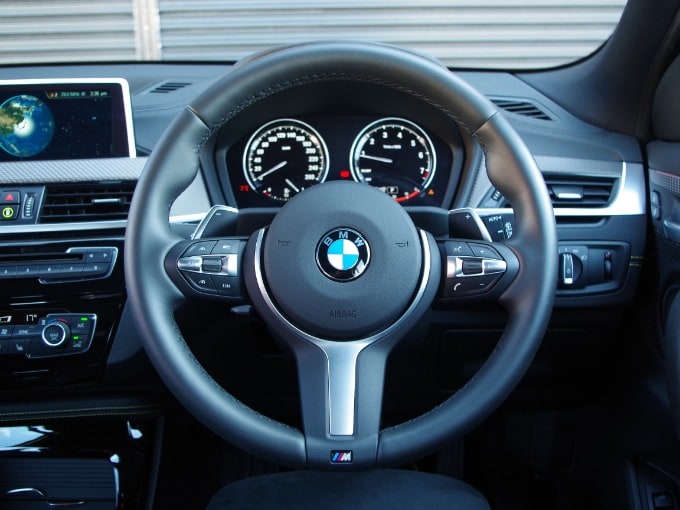 2018年式　BMW  X2　入荷！！！！！04