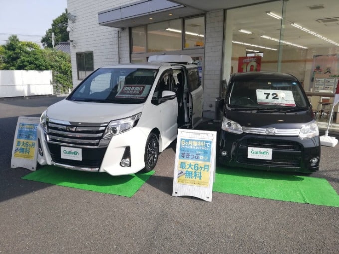 展示車両の並べ替えをしました！週末のご来店お待ちしております！02