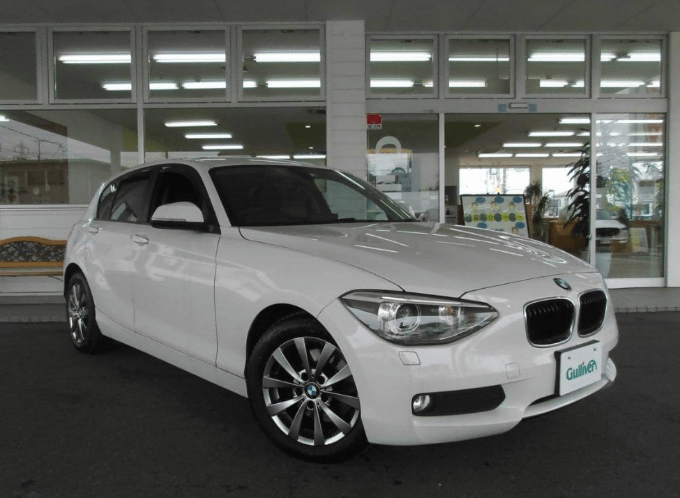 H24 BMW1シリーズの入荷情報です！！01